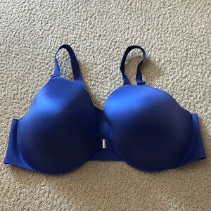 Soma Blue T-Shirt Bra with Molded Cups and Adjustable Straps